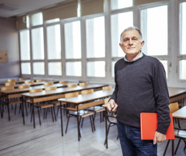 Aftrek scholingsuitgaven onbevoegde docent op leeftijd